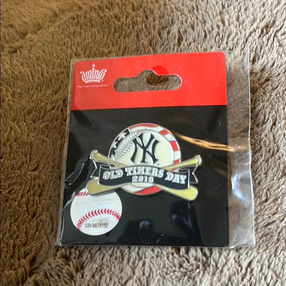 2018 Yankees Old Timers Day Baseball Pin